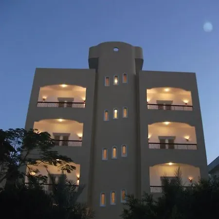 Desert Rose Apartment